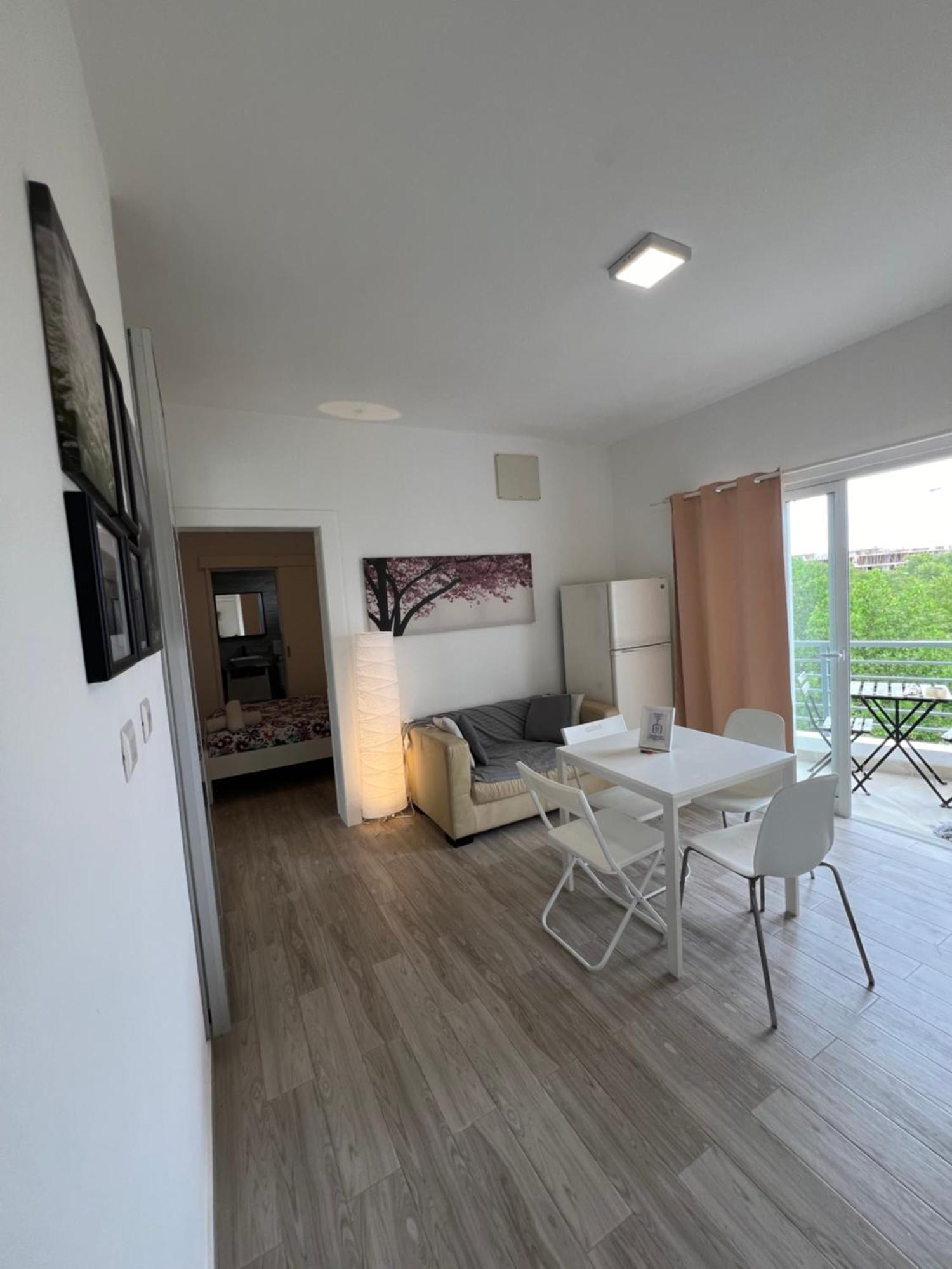One Suite Beach Club Appartment Punta Cana Bagian luar foto